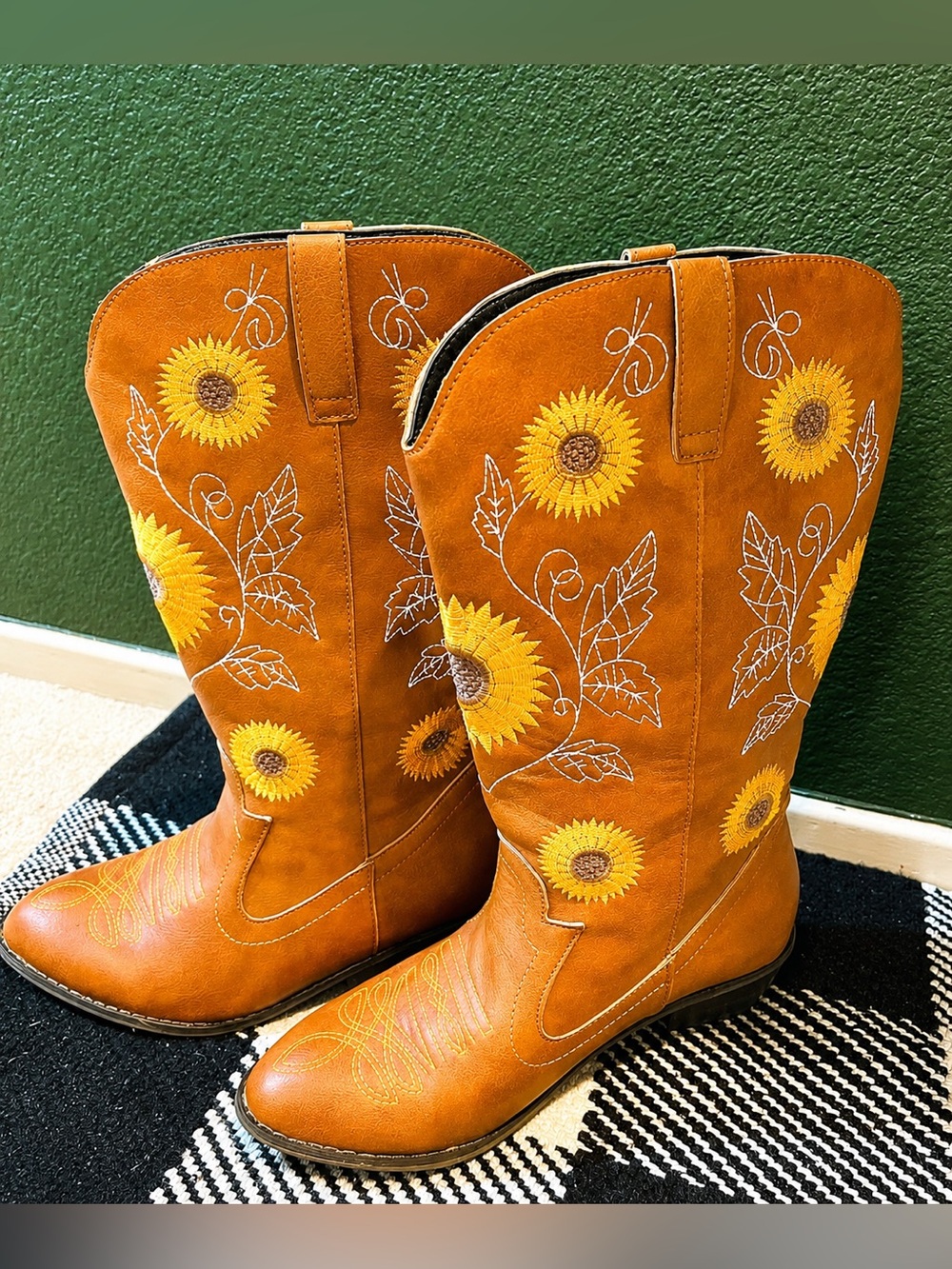 Sunflower Embroidered Brown Leather Cowboy Boots